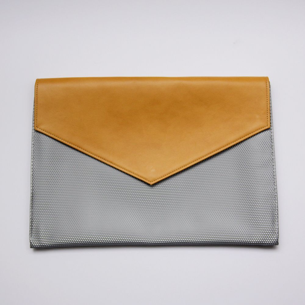 Clutches - Pochette bi matières - LOUISE CARMEN PARIS