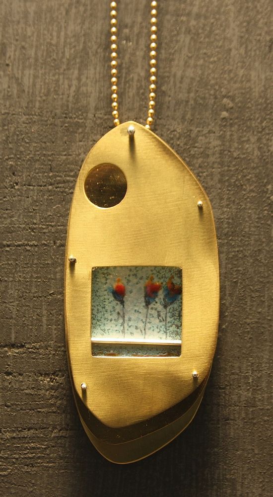 Bijoux - Pièces et séries uniques, faites à la main, argent, or, laiton. Tecniques : martelé, kum-boo, jet décroché, émail 850° C - ALFREDO ESCALADA