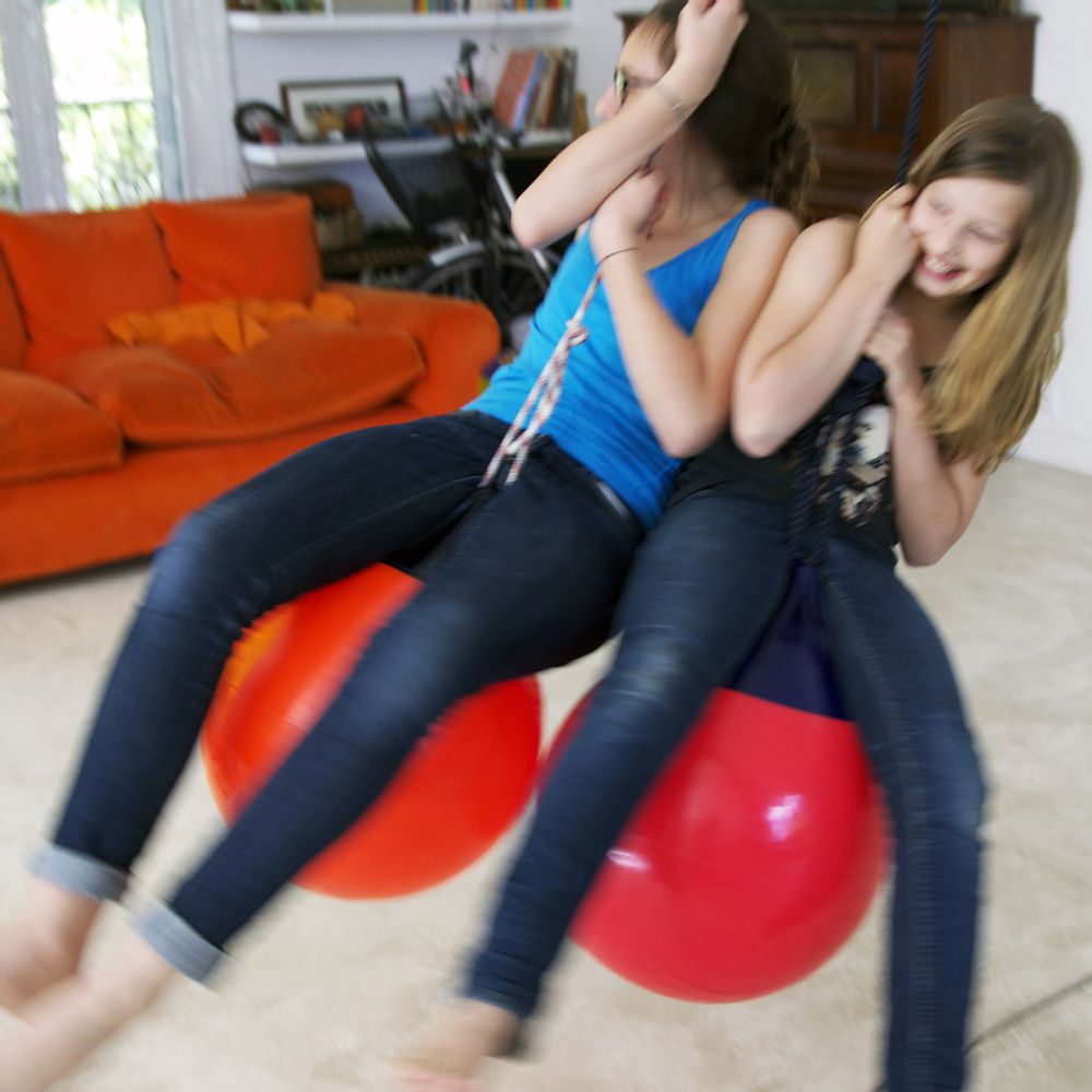 Children's games - The swing Ball - FAB DESIGN