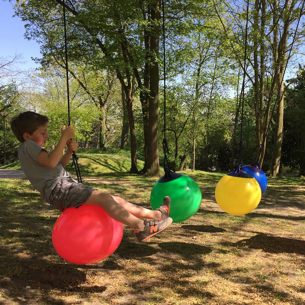 Children's games - The swing Ball - FAB DESIGN