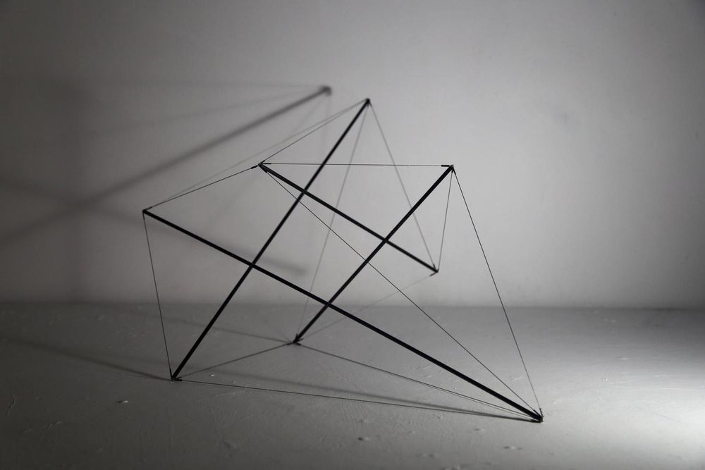 Objets design - Wing type 3. - POINT, CONTREPOINT.