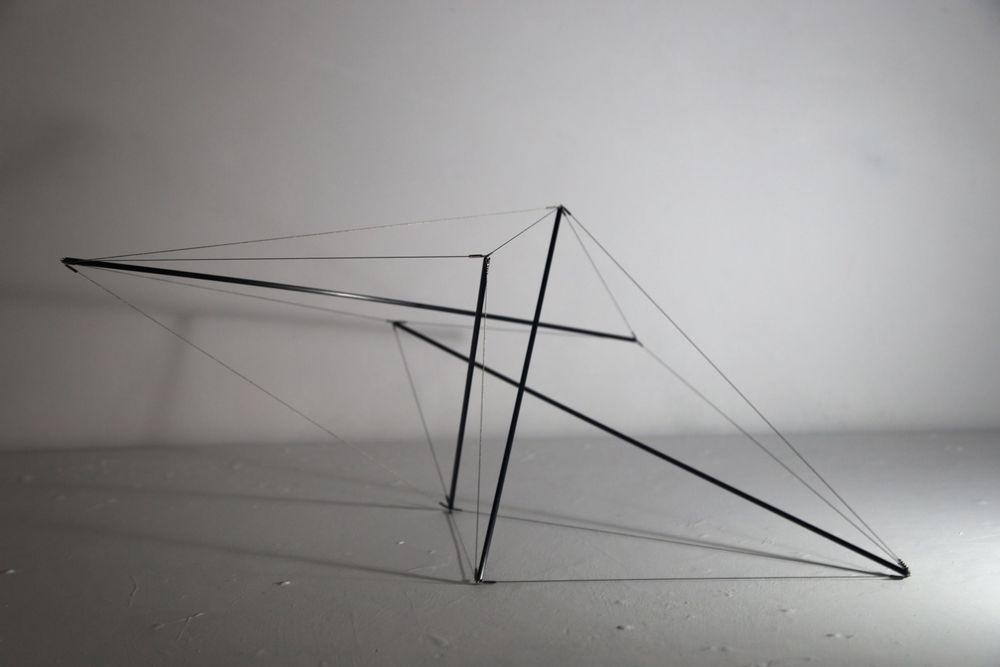 Objets design - Wing type 3. - POINT, CONTREPOINT.