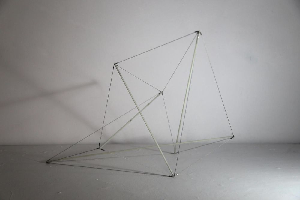 Objets design - Wing type 3. - POINT, CONTREPOINT.