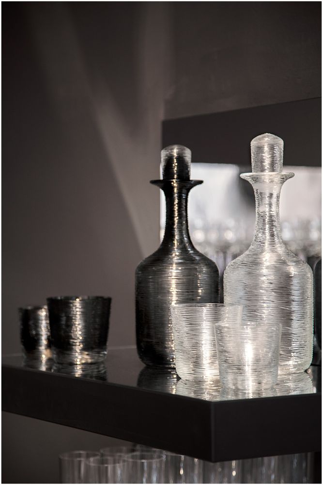 Objets design - Carafe Groove avec couvercle - HERING BERLIN