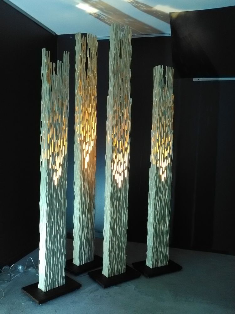 Floor lamps - carved furniture imitating the appearance of cardboard - ATELIER DEMÉ EBENISTE SCULPTEUR