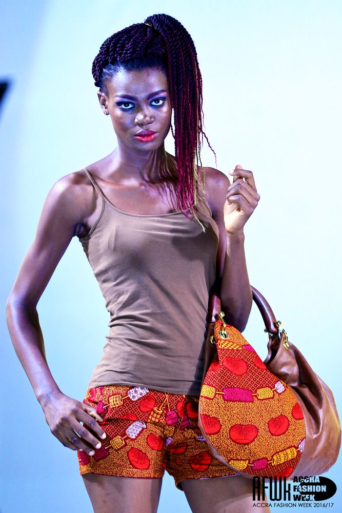 Bags and totes - SAC LOUA - L.E CRÉATIONS