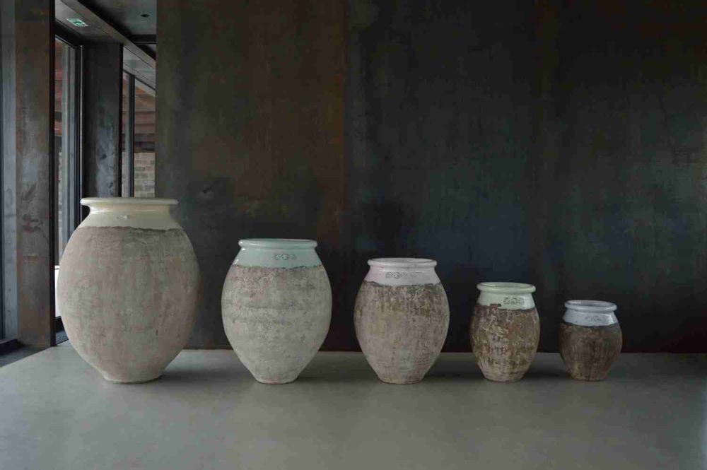 Poterie - Jarres forme Olive patine prestige. - TERRES D'ALBINE