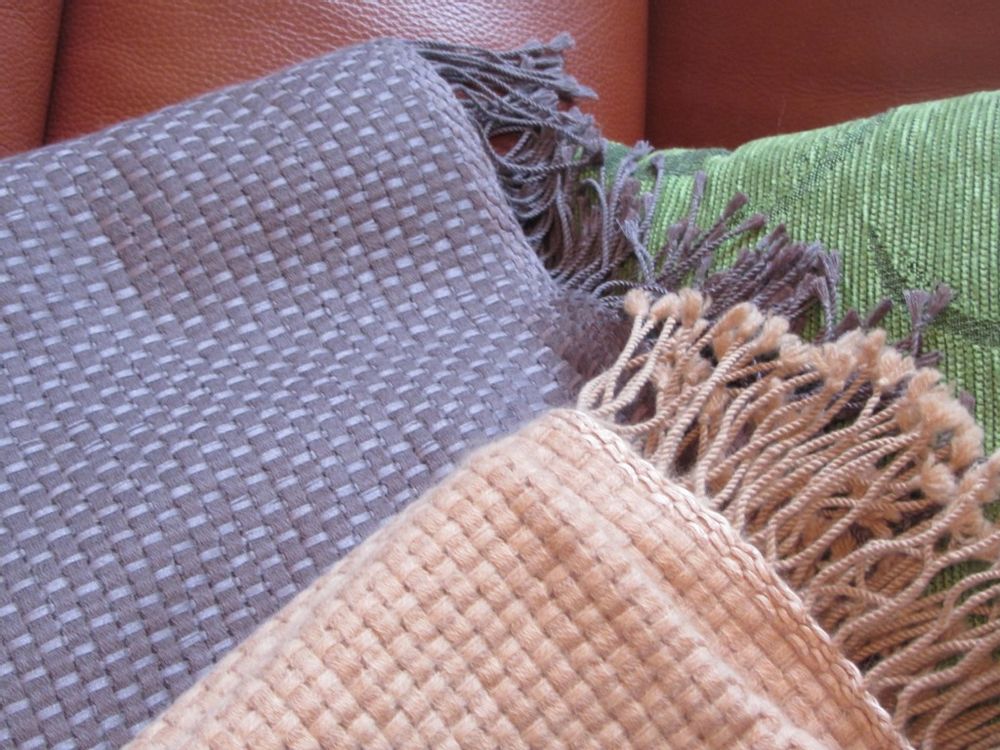 Throw blankets - Throws 100% Cashmere. All our garments have been designed in Barcelona, Spain. - DI LUCCA 100% CASHMERE