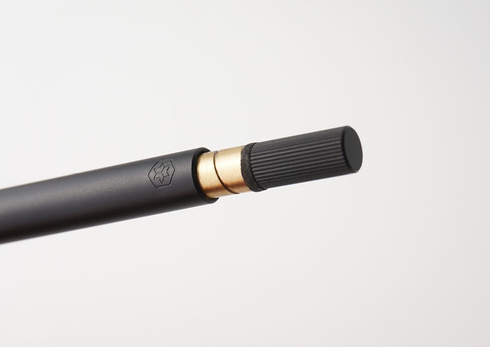Accessoires de voyage - Le Stylo - AJOTO LTD