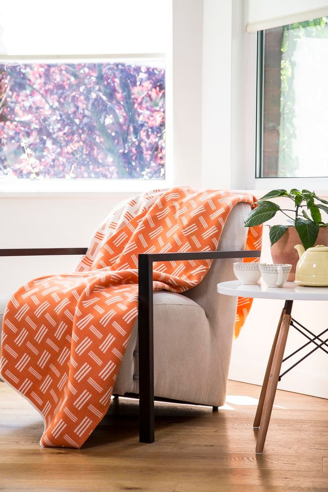 Throw blankets - Iro throw collection - ANNA-LISA SMITH