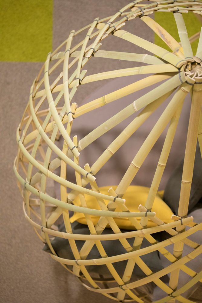 Office seating - "Goutte" Cocoon - DEAMBULONS
