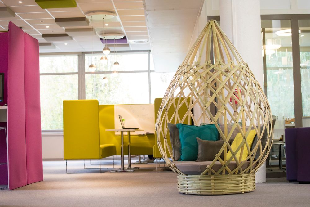 Office seating - "Goutte" Cocoon - DEAMBULONS