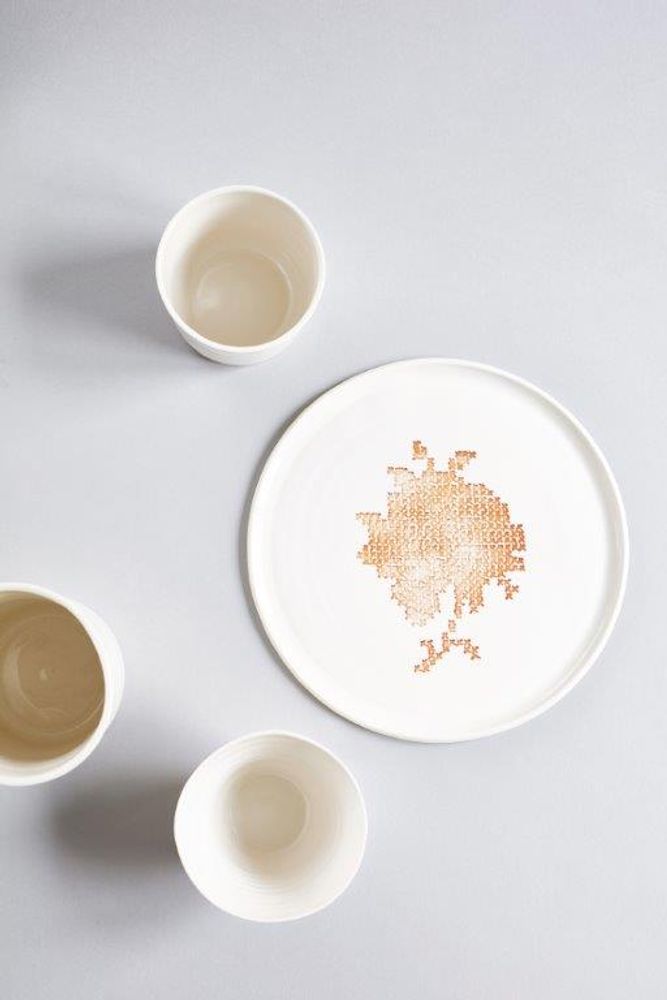 Ceramic - Stitches_iron oxyd - TEXTPOTERIE