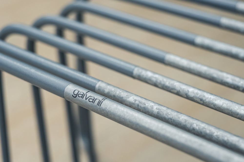 Bancs - CONTOUR - GALVANII