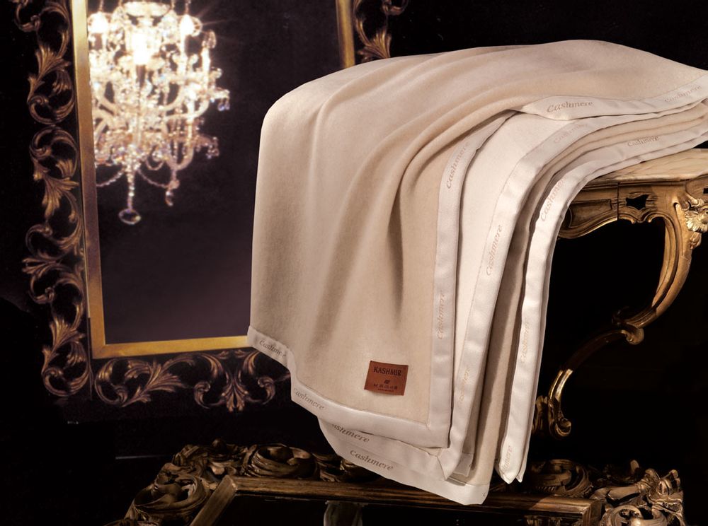 Throw blankets - BLANKET 100% KASHMIR - LOMBARDA TRAPUNTE S.R.L.
