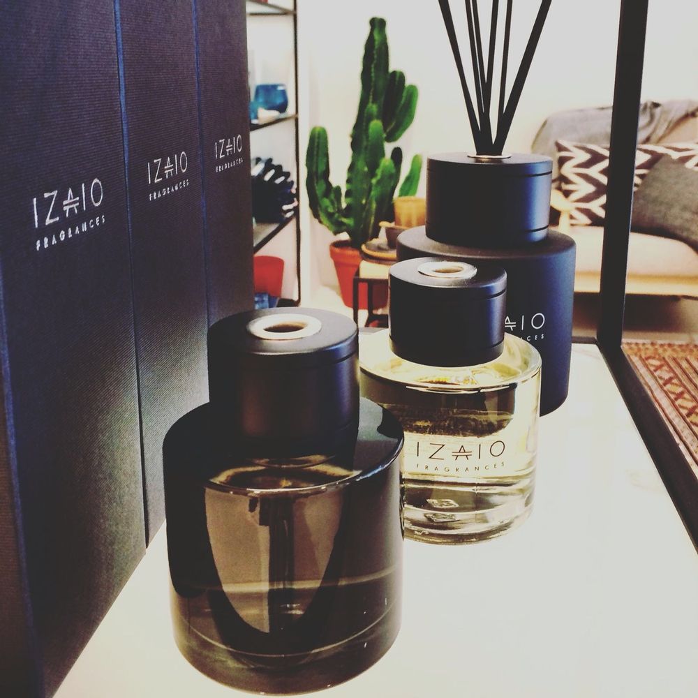 Objets de décoration - IZAIO FRAGRANCES - IZAIO FRAGRANCES