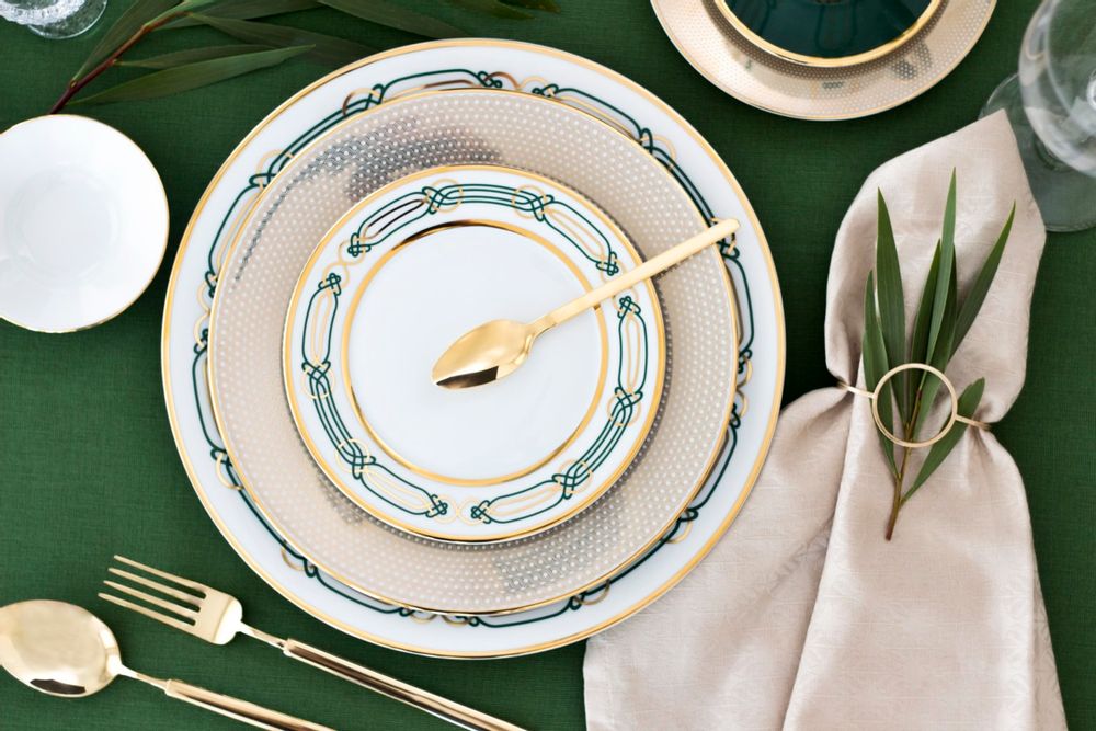 Couverts & ustensiles de cuisine - Assiettes en porcelaine Liberty - PORCEL
