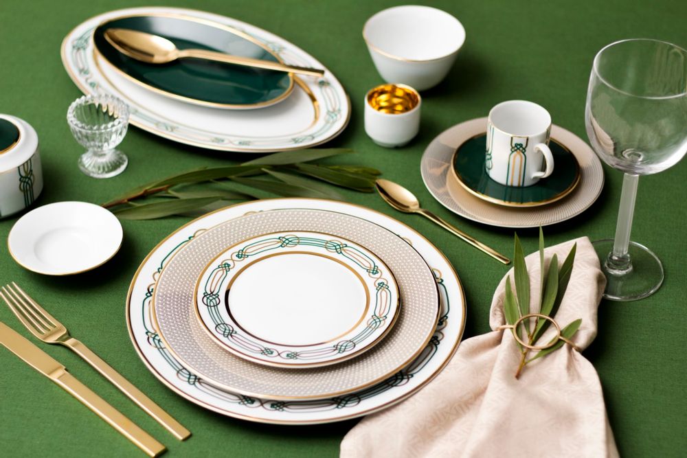 Couverts & ustensiles de cuisine - Assiettes en porcelaine Liberty - PORCEL