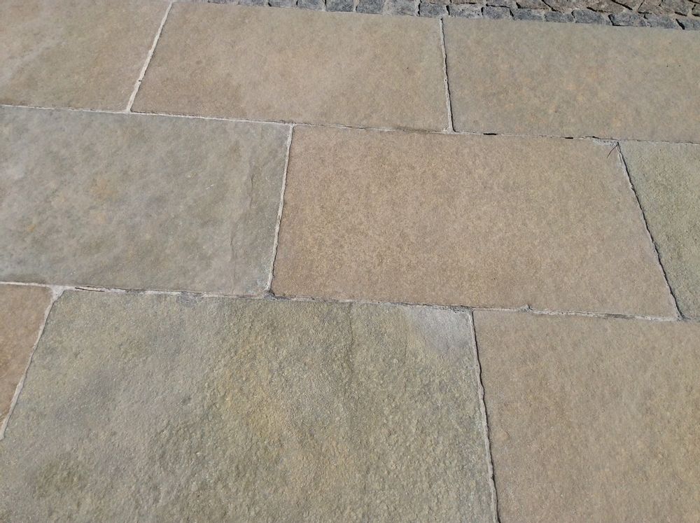 Outdoor floor coverings - Pierre d'Inde - FATHER AND STONE