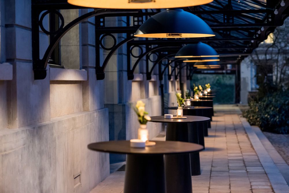 Outdoor space equipments - DOME - HEATSAIL