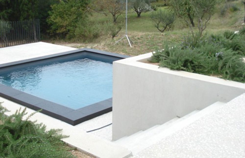 Piscines extérieures - Margelle de piscine en L - ROUVIERE COLLECTION