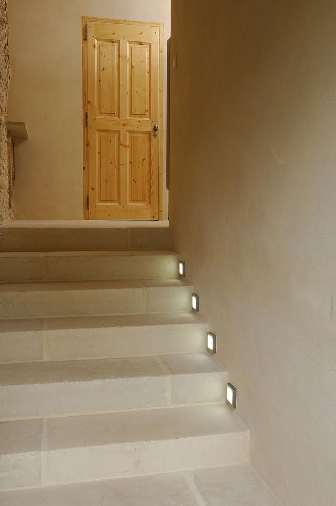 Staircases - On demand stairs and steps - ROUVIERE COLLECTION
