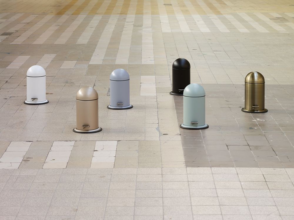 Poubelles pour salle de bain - Poubelle à pédale Ona - AQUANOVA