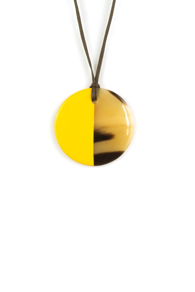 Bijoux - Pendants in horn and lacquer - L INDOCHINEUR X RIVÊT