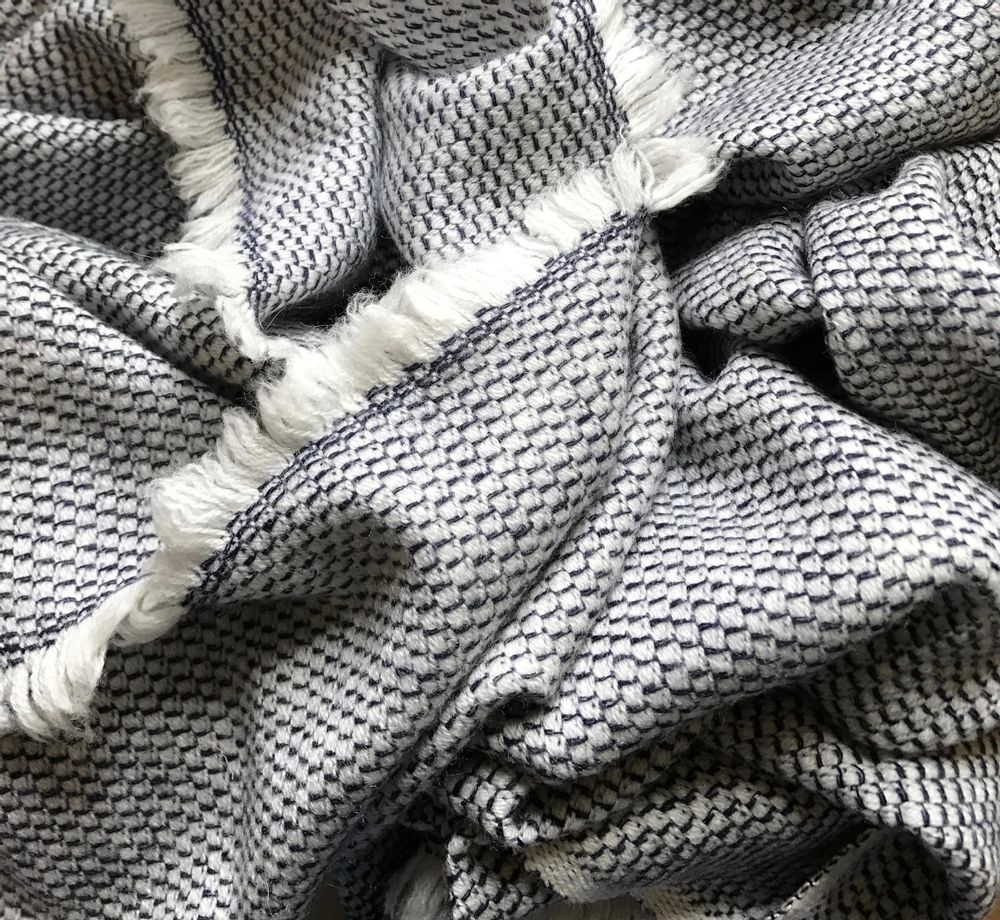 Foulards et écharpes - Les CASHMERES AUTHENTIQUES - BYDINA - PARIS