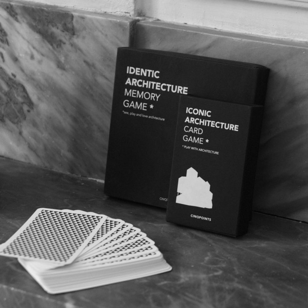 Gifts - ICONIC CARD GAME - CINQPOINTS