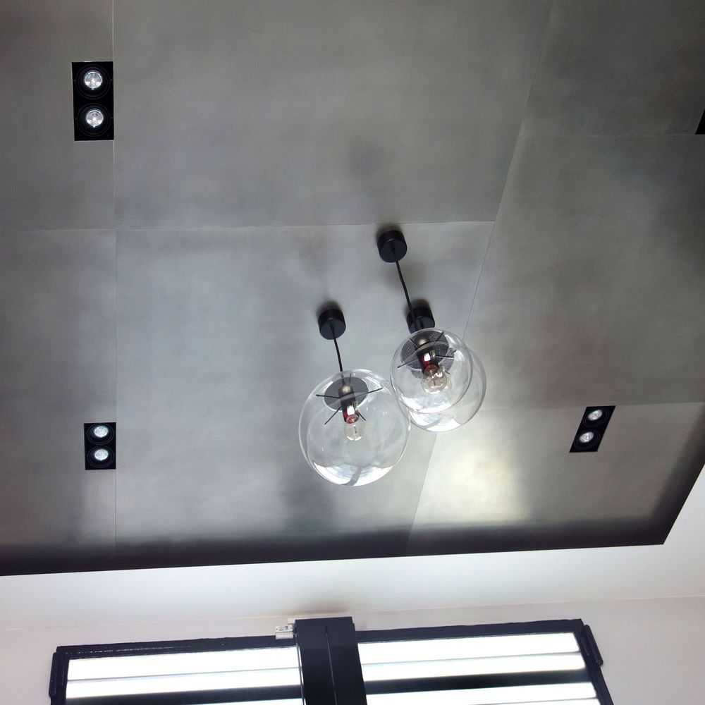 Revêtements muraux - Revêtement décoratif en métal PURE - métallisation à froid - MERCADIER TEINTES ET MATIÈRES