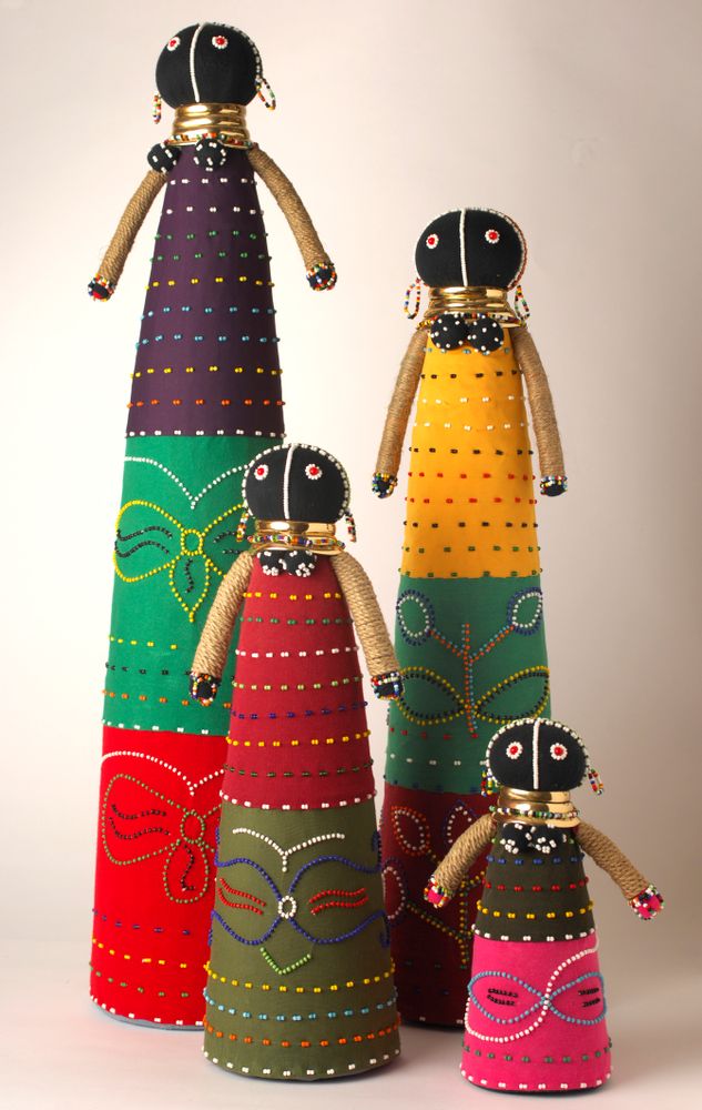 Sculptures, statuettes and miniatures - POUPEES NDEBELE - MAHATSARA