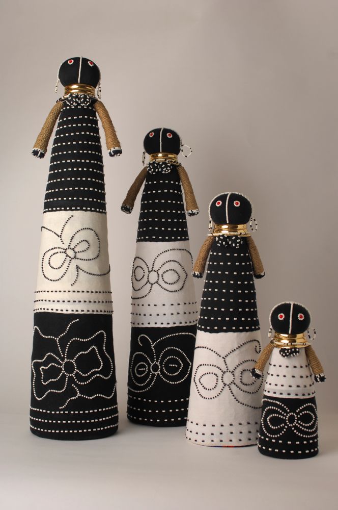 Sculptures, statuettes and miniatures - POUPEES NDEBELE - MAHATSARA
