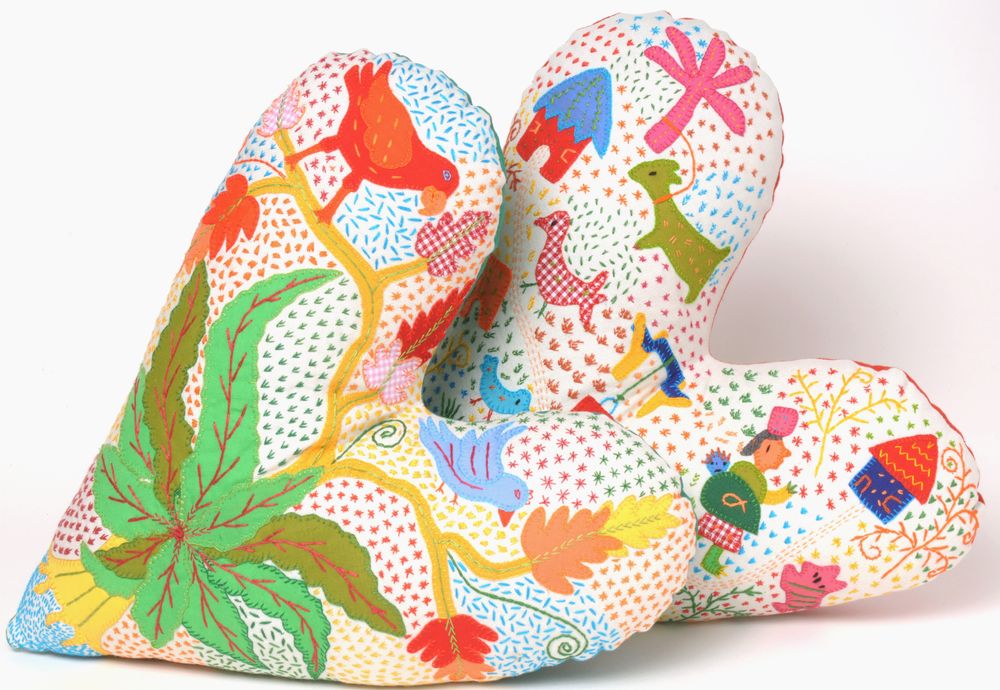 Coussins textile - COUSSINS COEUR BRODES - MAHATSARA