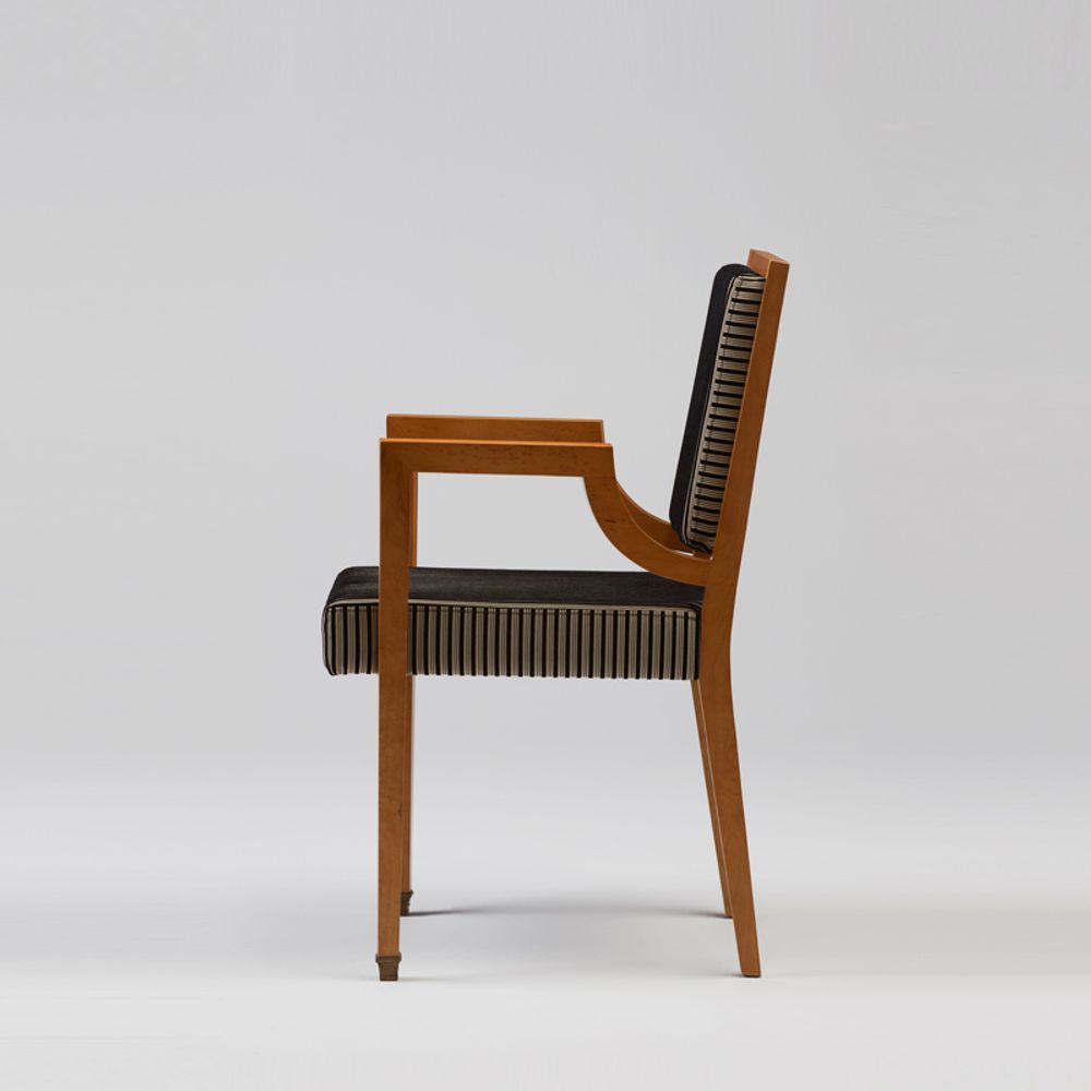 Chaises - Fauteuil Dole. - MAPSWONDERS