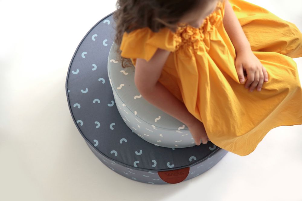 Canapés et fauteuils pour enfant - POUF FER À CHEVAL - ANUKA