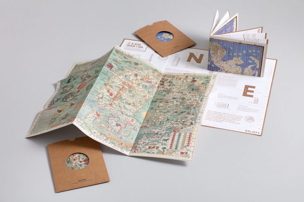 Other wall decoration - Old Maps: Nostalgic Geography - RELIEFS ÉDITIONS