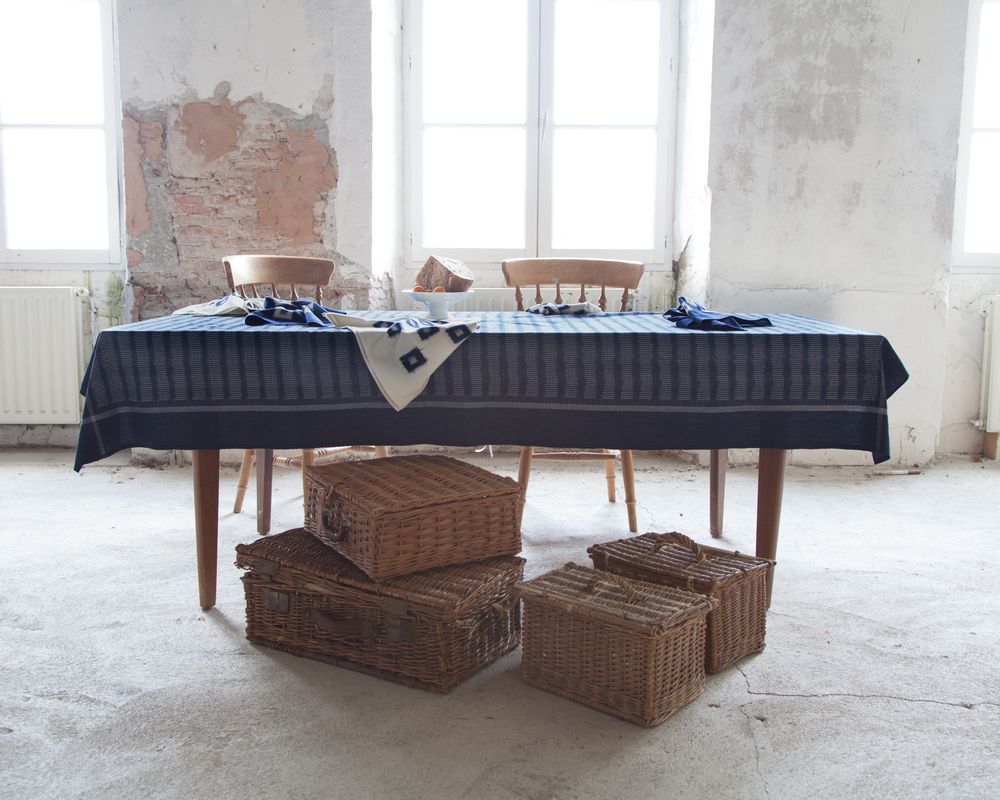 Linge d'office - Nappe de table/table de serviettes. - KHADI AND CO.