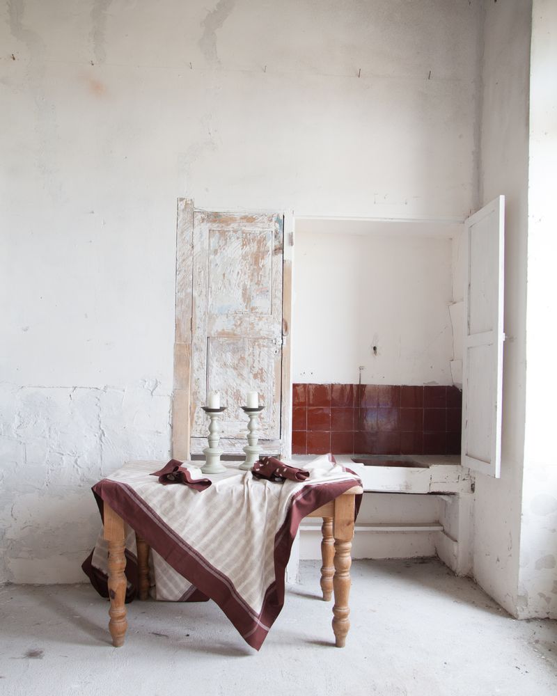 Linge d'office - Nappe de table/table de serviettes. - KHADI AND CO.