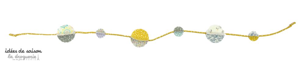 Decorative objects - The mobile cloud and its small garland - LA DROGUERIE IDÉES DE SAISON
