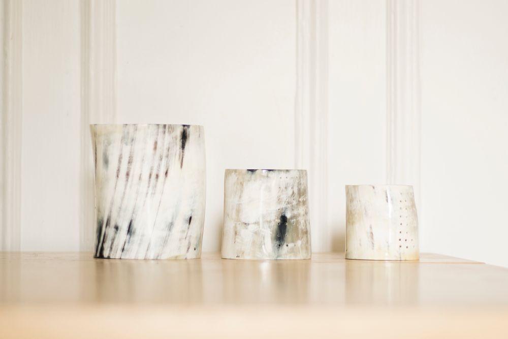 Bougeoirs et photophores  - Photophore en corne - L INDOCHINEUR X RIVÊT