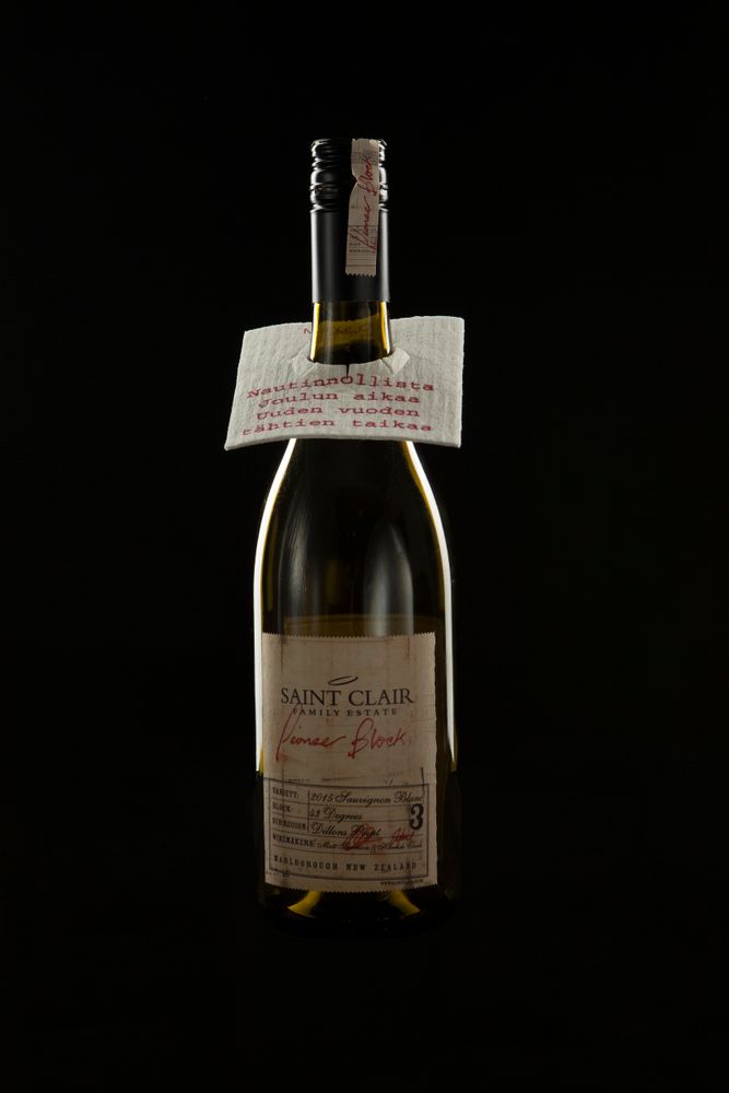 Wine accessories - Card for a wine bottle - MORE JOY