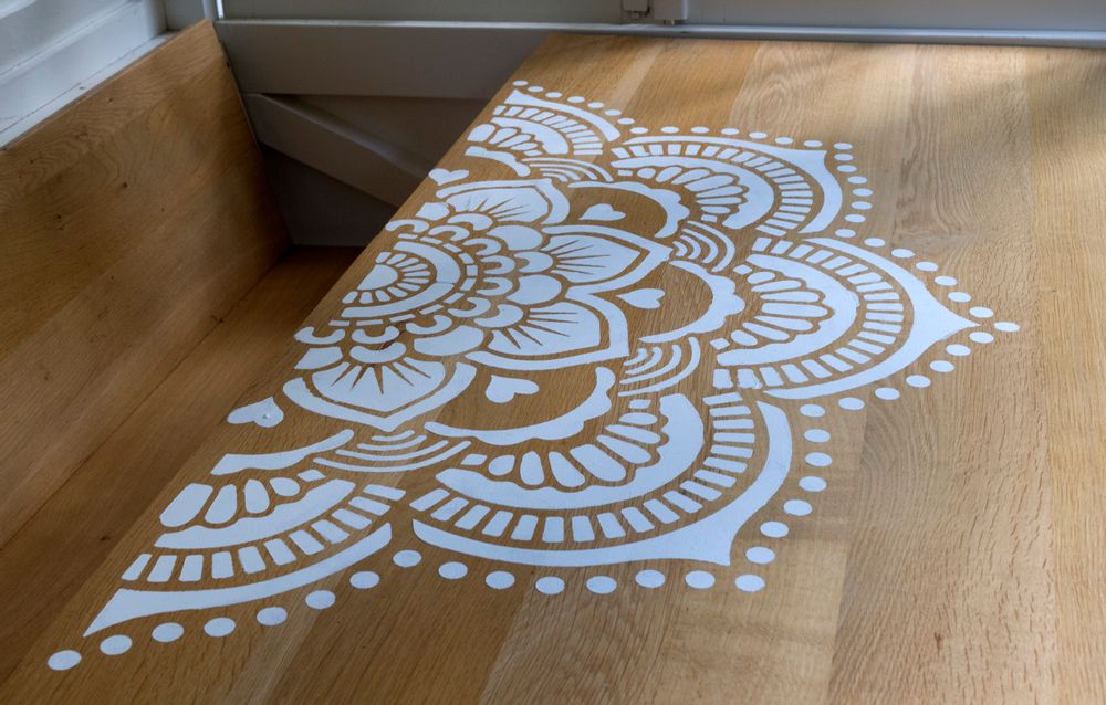 Autres décorations murales - Mandala Yoga stencil - IBIZA STENCILS