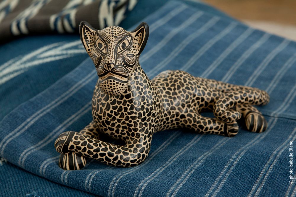 Sculptures, statuettes and miniatures - Jaguar Tupi Pottery - Guarani - IXCASALA