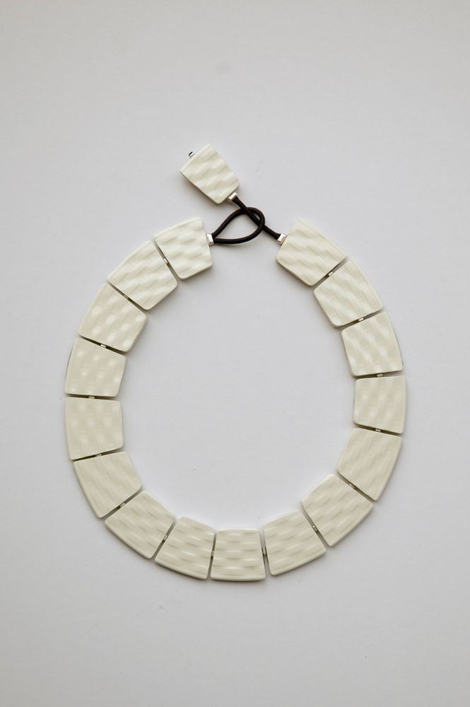 Bijoux - Colliers SCENE DE MENAGE - JULIE DECUBBER