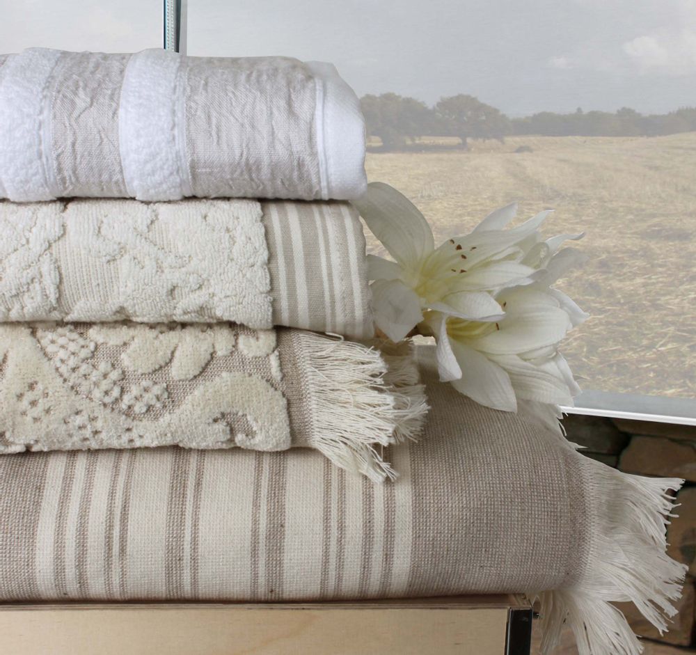 Serviettes de bain - SERVIETTES ÉPONGE DE LUXE - MIA ZARROCCO - FINE LINENS
