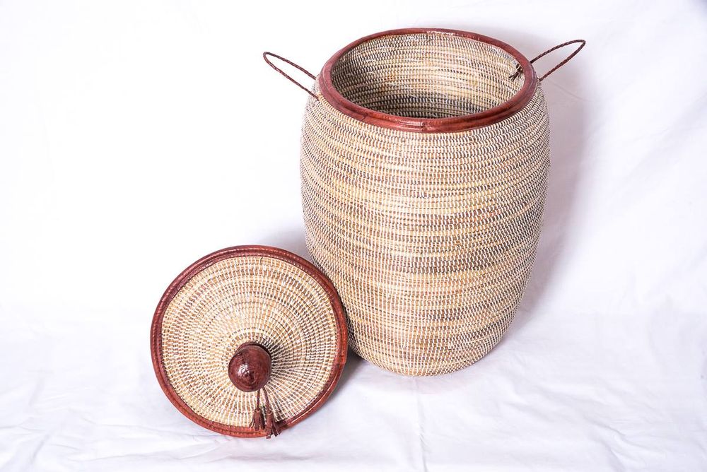 Laundry baskets - Large 'Douwe' Basket - IMADI WORLD