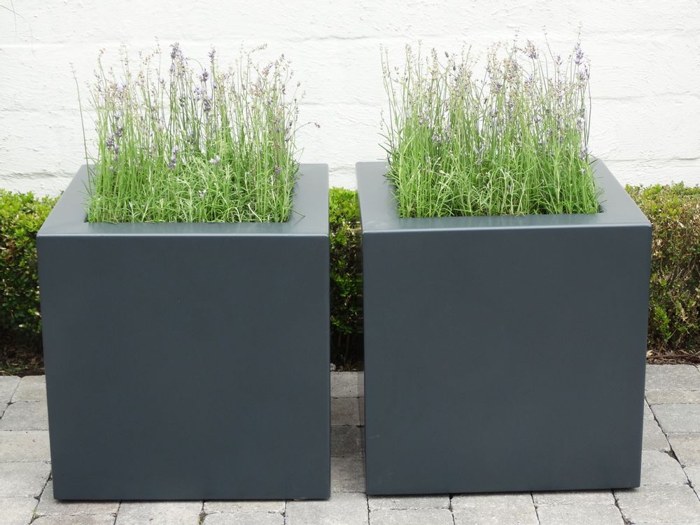 Pots de fleurs - jardinière - RITA JORDENS