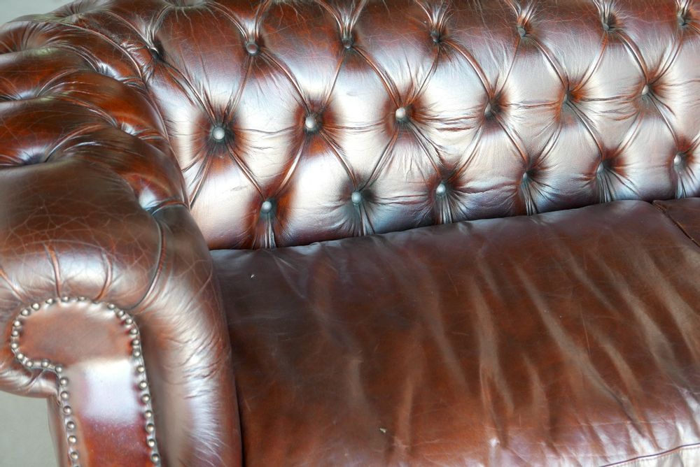 Sofas - Sofa Chesterfield with pillows - ECOMATRIX