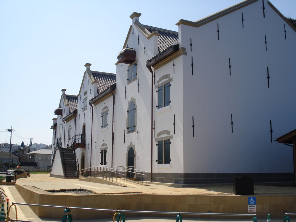 Enduits et stucs - Shikkui (Japanese Lime Plaster) - OSAKA DESIGN CENTER